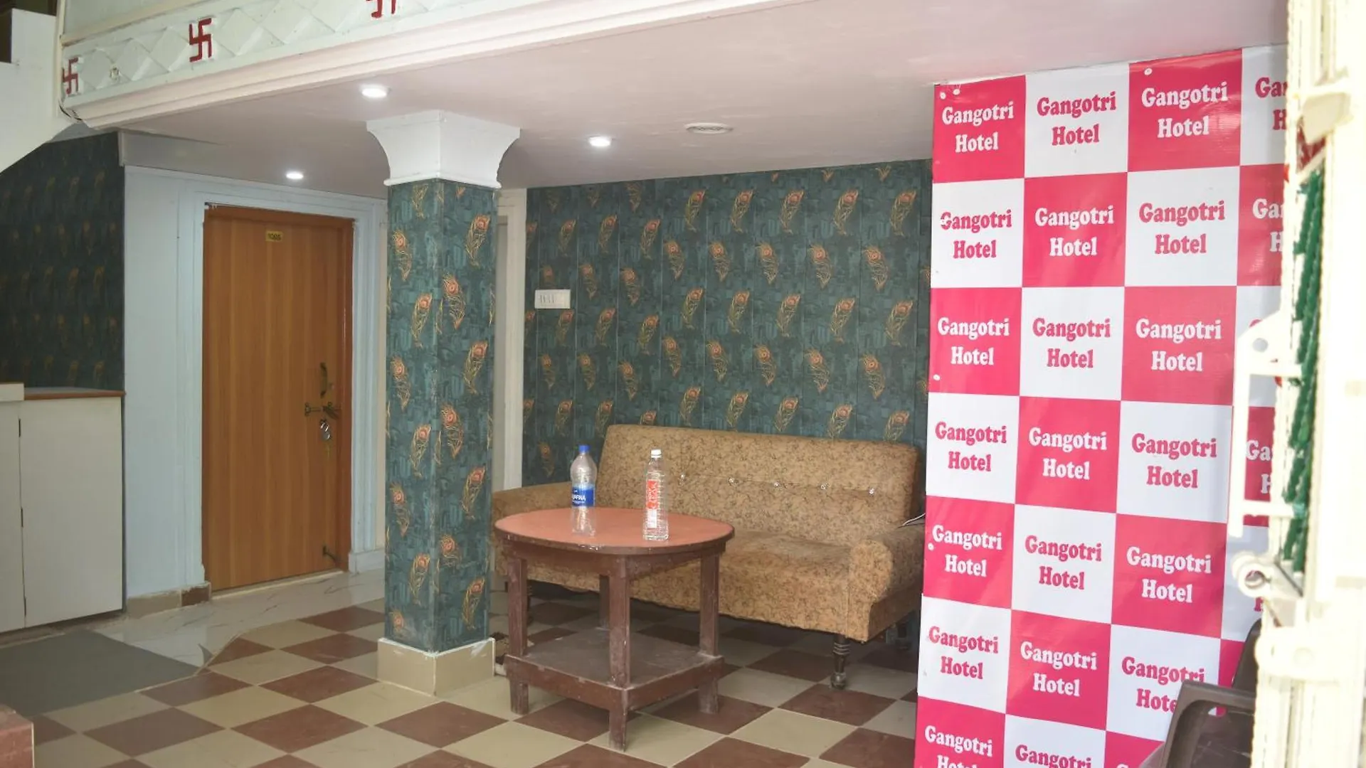 Hotel The Gangotri 바라나시