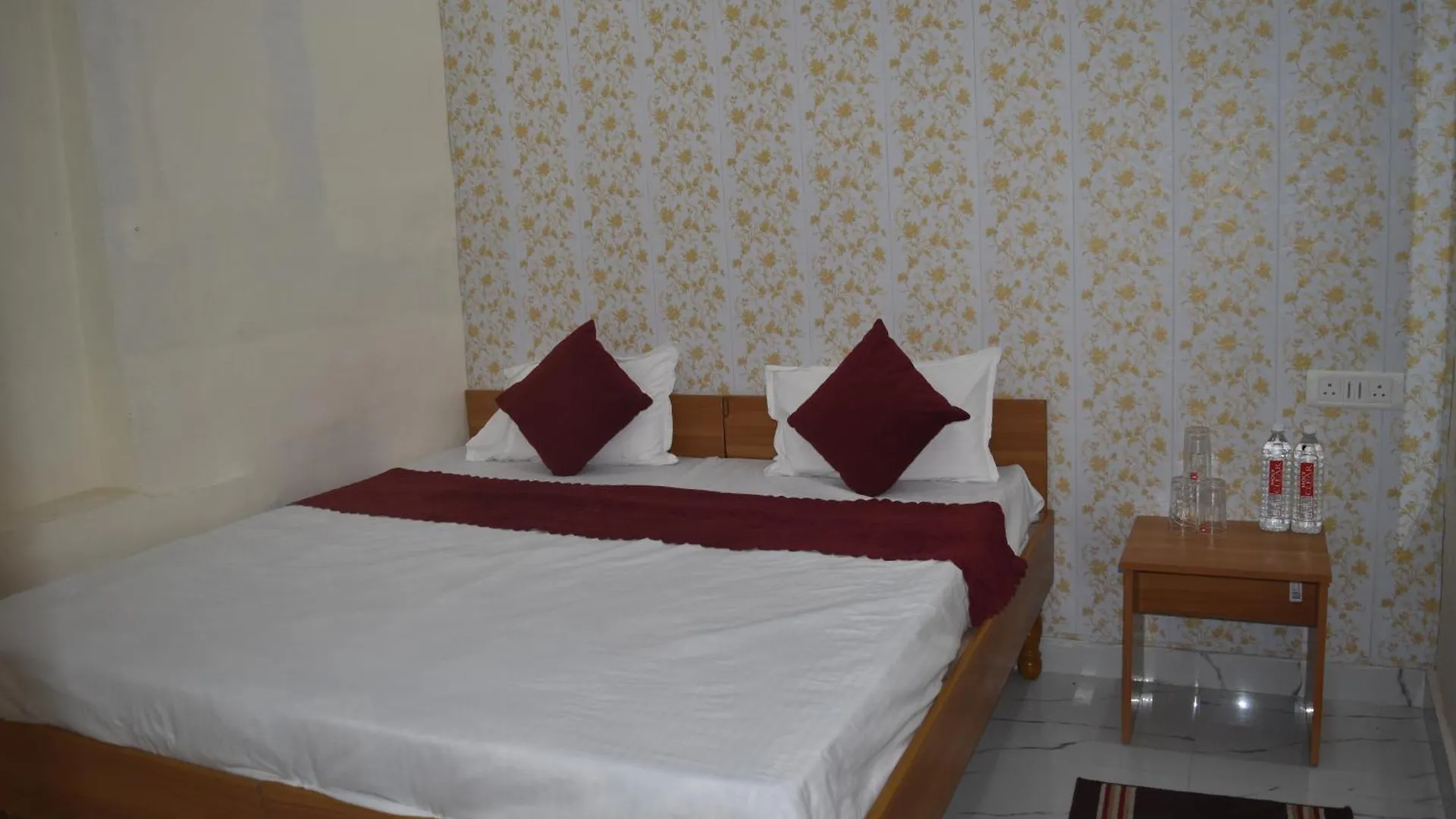 Hotel The Gangotri 바라나시